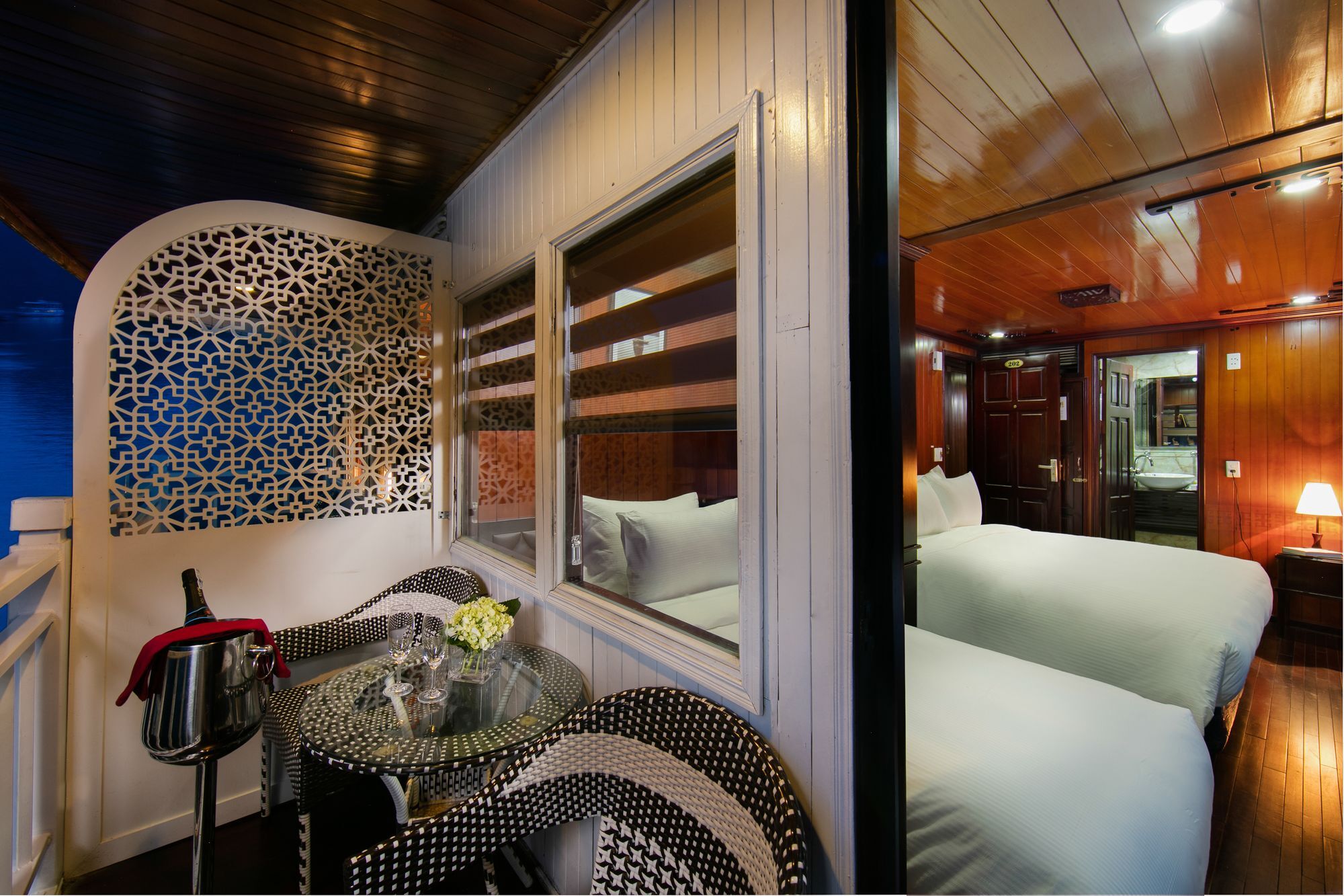Flamingo Luxury Cruises Hotel Hạ Long-öböl Kültér fotó